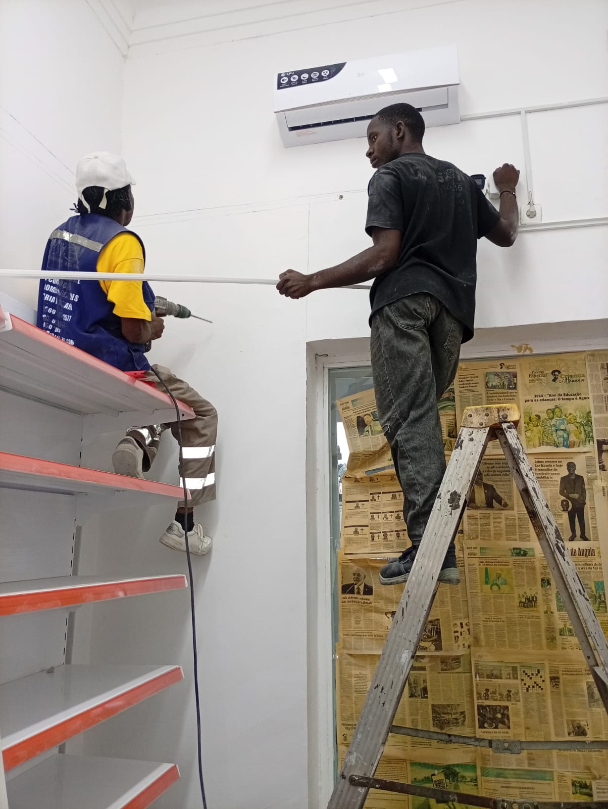 Instalação de Sistemas em Espaço Comercial